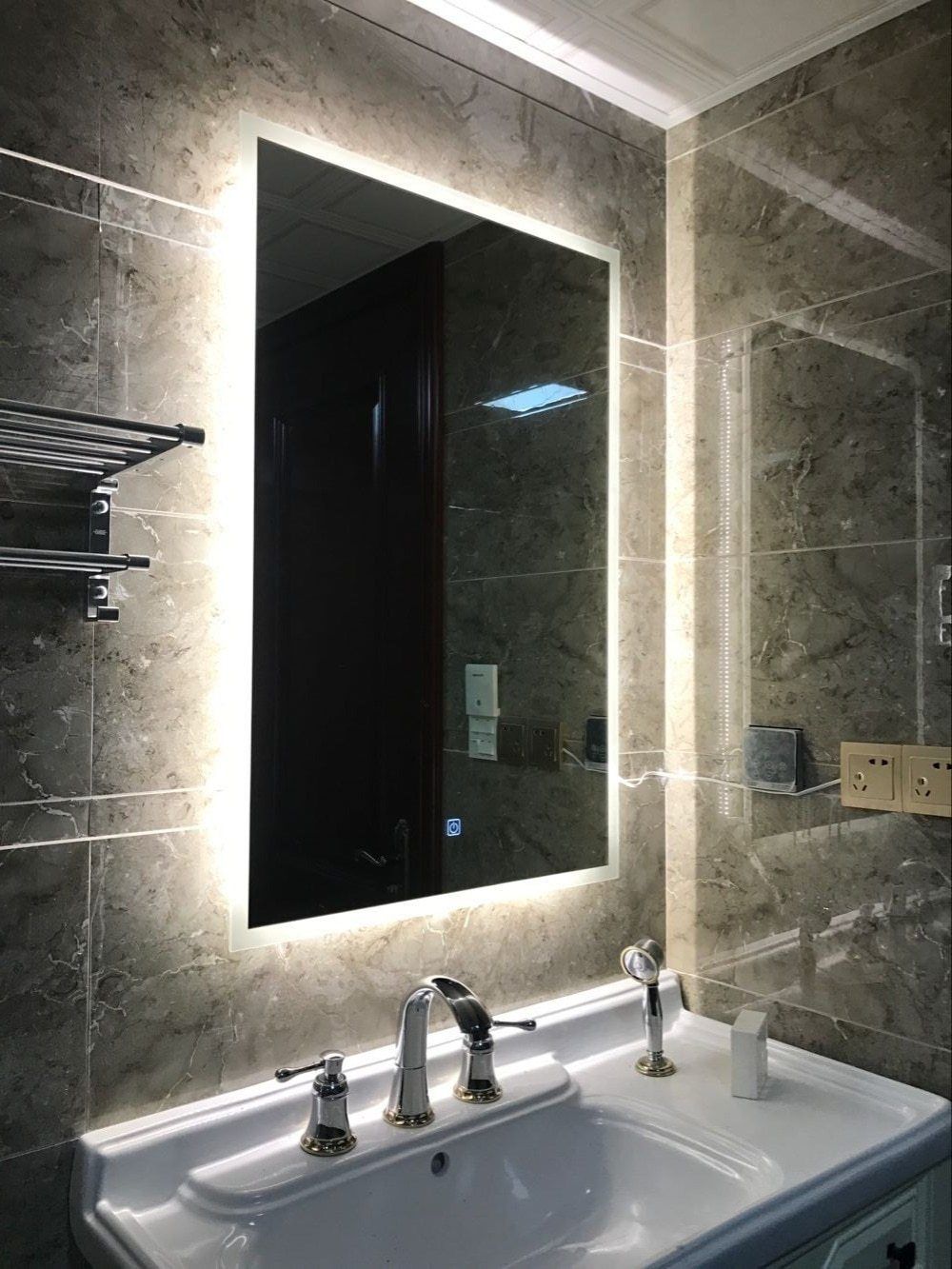 Smart Touch LED Rectangle Mirror MA-207
